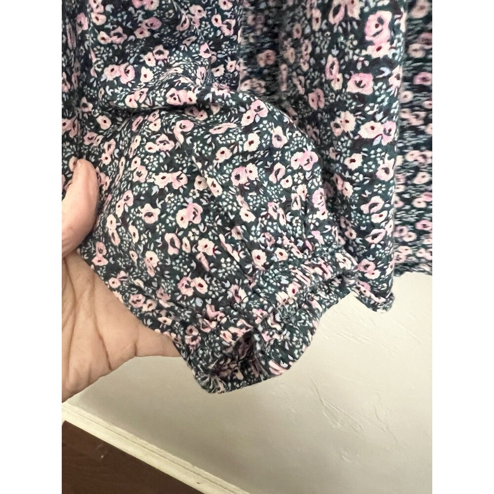 GAP Navy Floral Button-Front Blouse with Pink Accents - Picture 7 of 9